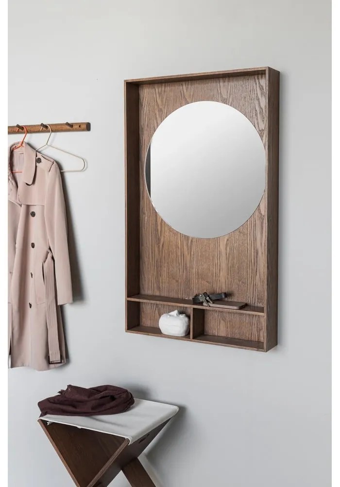 Кафяв панел за окачване от масивен дъб 60x100x11,5 cm Show Me – Mette Ditmer Denmark