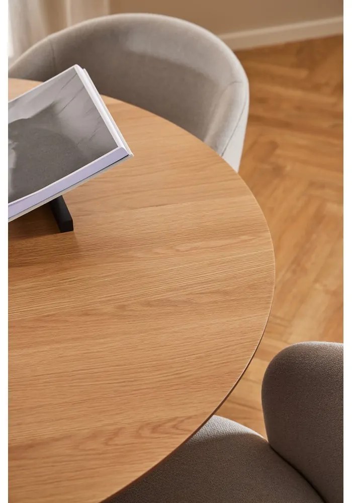 Кръгла масичка за кафе в черен и естествен цвят с дъбов плот ø 120 cm Soli – Actona