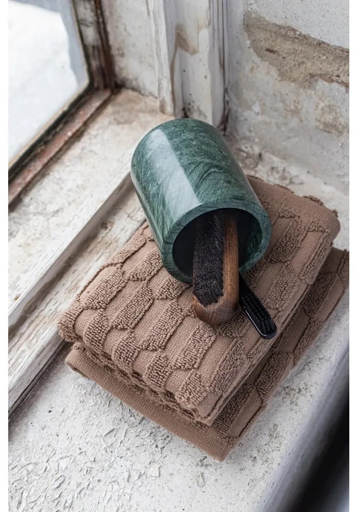 Тъмнозелена мраморна чаша за четки за зъби Marble – Mette Ditmer Denmark