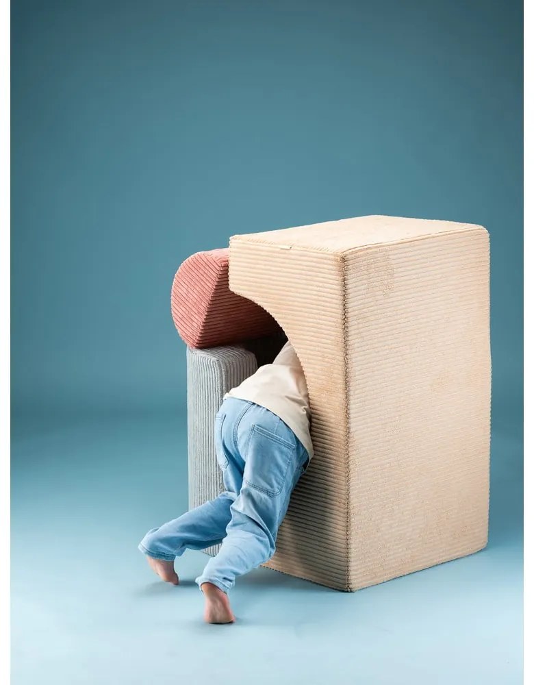 Светлокафяво велурено игрище от пяна 75x49x37 cm Rainbow Montessori – Wigiwama