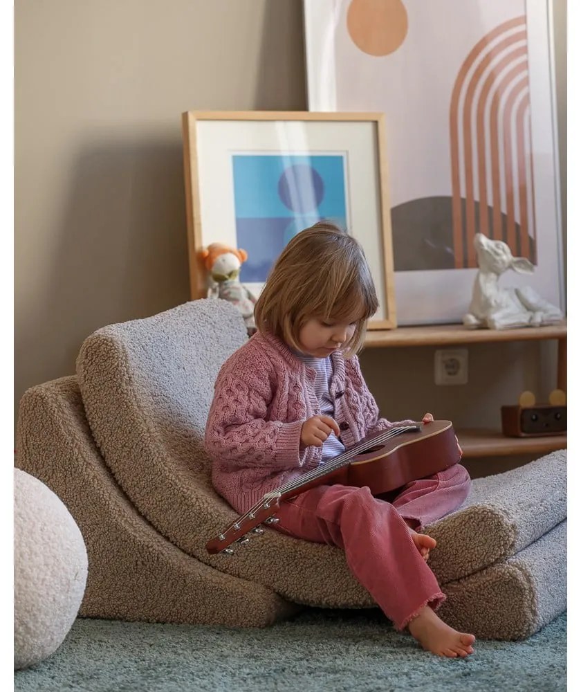 Светлокафяв детски стол от букле Moon – Wigiwama