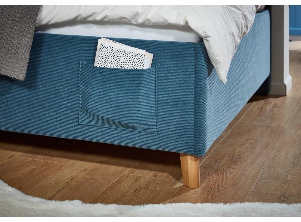 Синьо тапицирано ъглово детско легло 120x200 cm с място за съхранение с включена подматрачна рамка Cool – Meise Möbel