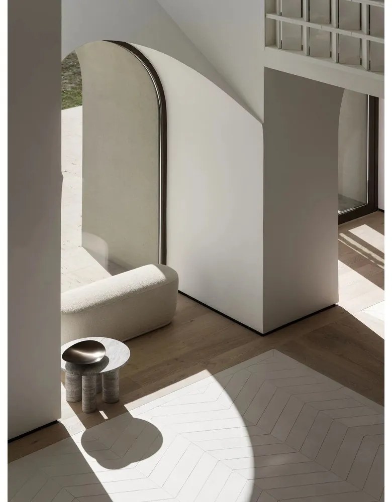 Каменна кръгла странична масичка ø 52 cm Volos – Blomus