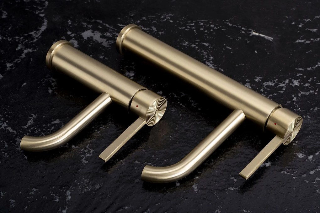 Смесител за мивка Rea Foster Gold Brush Low