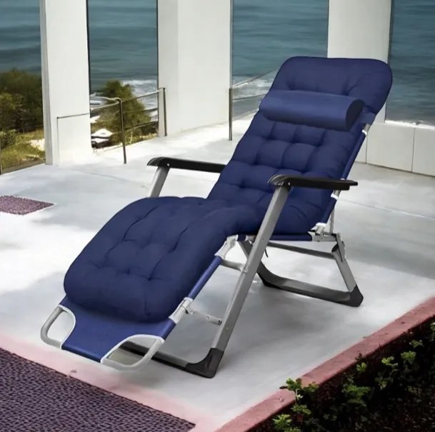 Градински шезлонг със сива рамка и възглавница Сив