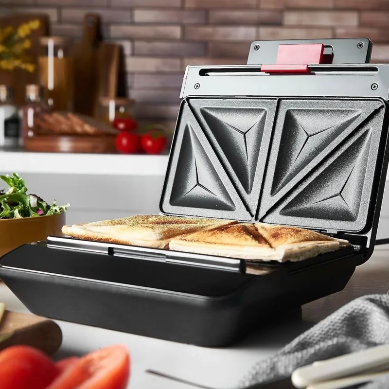 Сандвич тостер Russell Hobbs Creations 26800-56, 750W, 4 филии, Незалепващи плочи, Бързо загряване, Индикатори, Черен/инокс