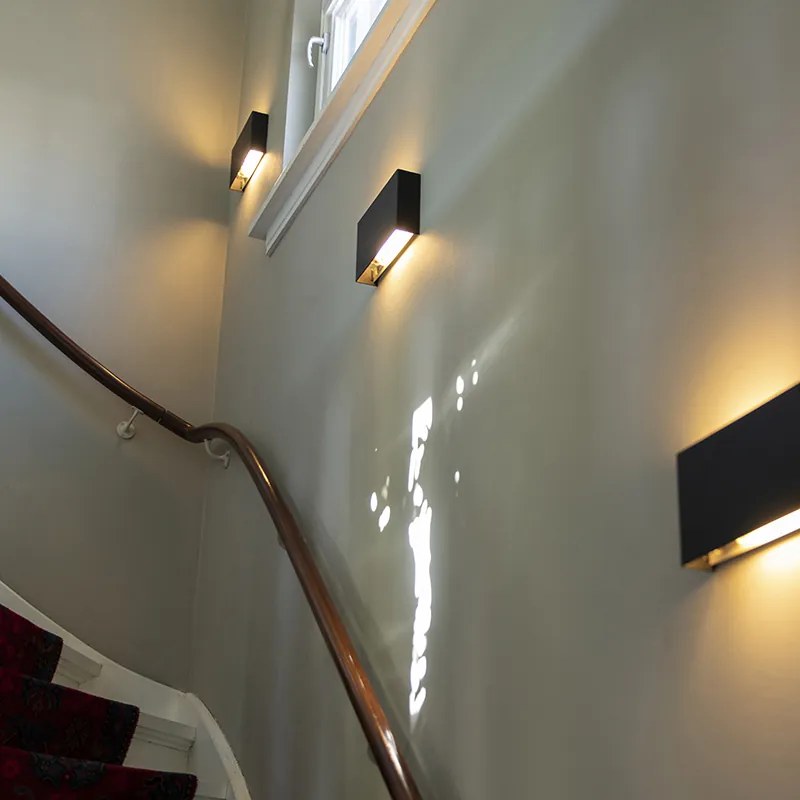 Модерна стенна лампа черна 2 светлини - Otan