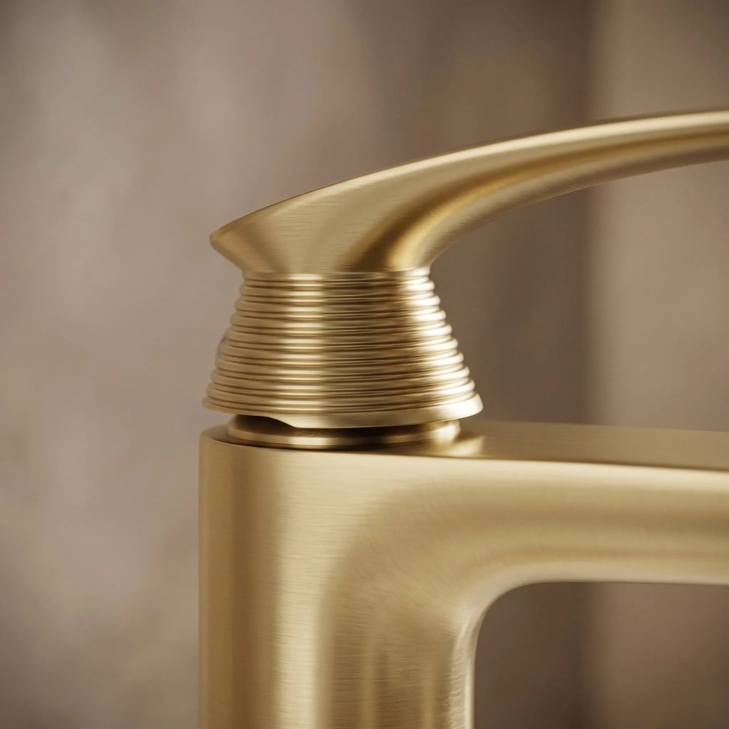 Смесител за мивка PREMIUM Rea Como Brush Gold High