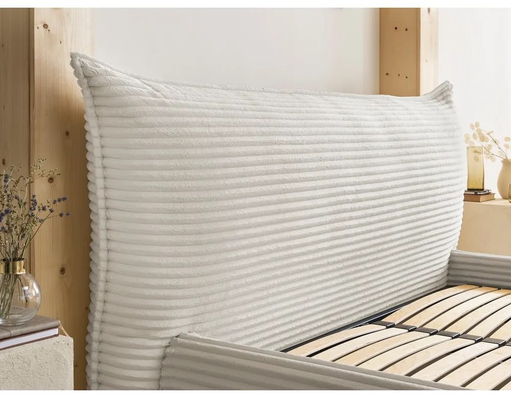 Кремаво двойно легло 160x200 cm тапицирано с място за съхранение с включена подматрачна рамка Jade – Bobochic Paris