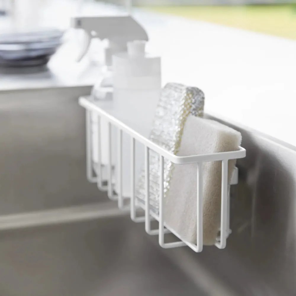 Бяла метална стойка за перилни препарати без пробиване Film Hook – YAMAZAKI