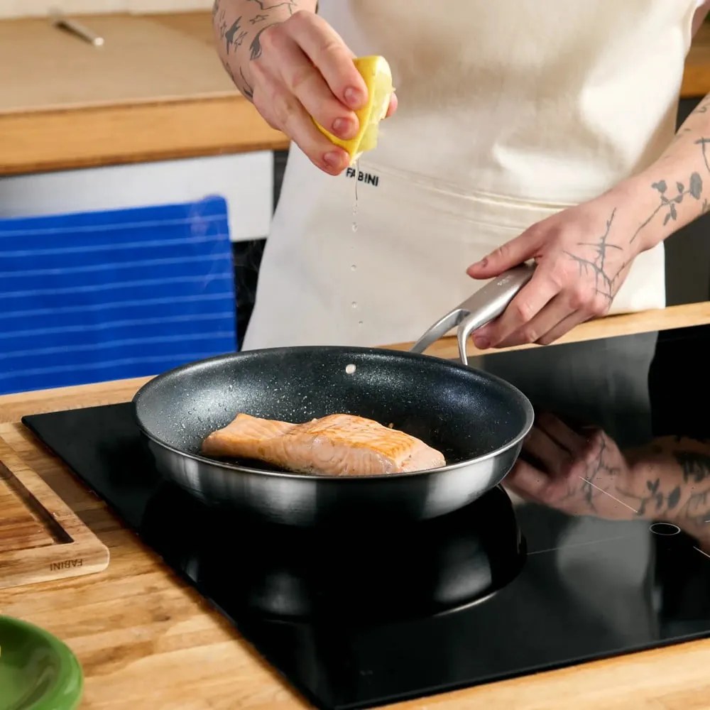 Тиган с незалепващо покритие от неръждаема стомана ø 26 cm Lucca 3.0 – FABINI