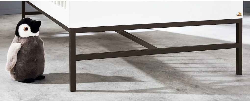 Легло за малко дете Steel