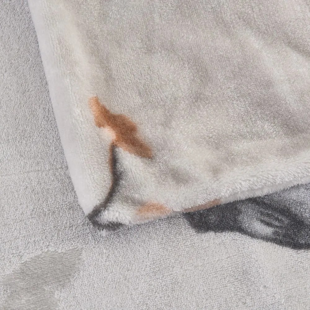 Сиво единично спално бельо от микроплюш 140x200 cm Ronja – My House