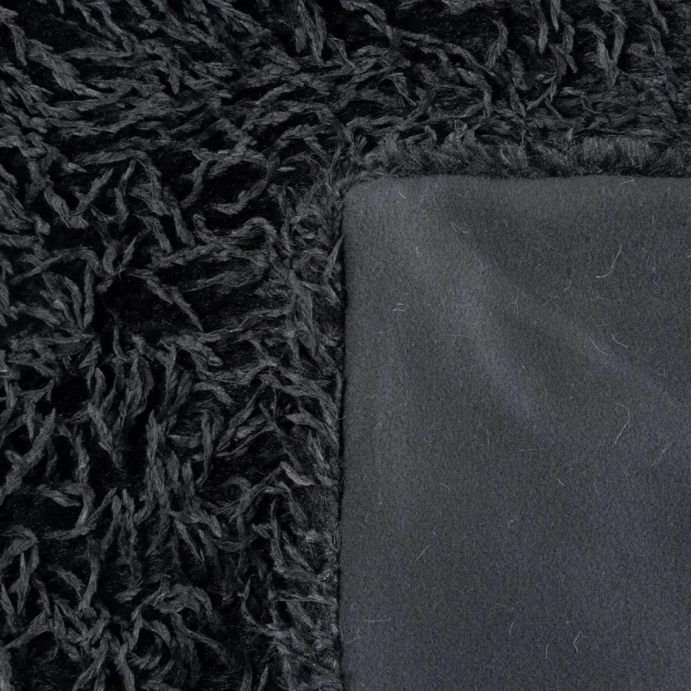 Пухкаво одеяло с подплата от полар - черно Ширина: 130 см | Дължина: 170 см