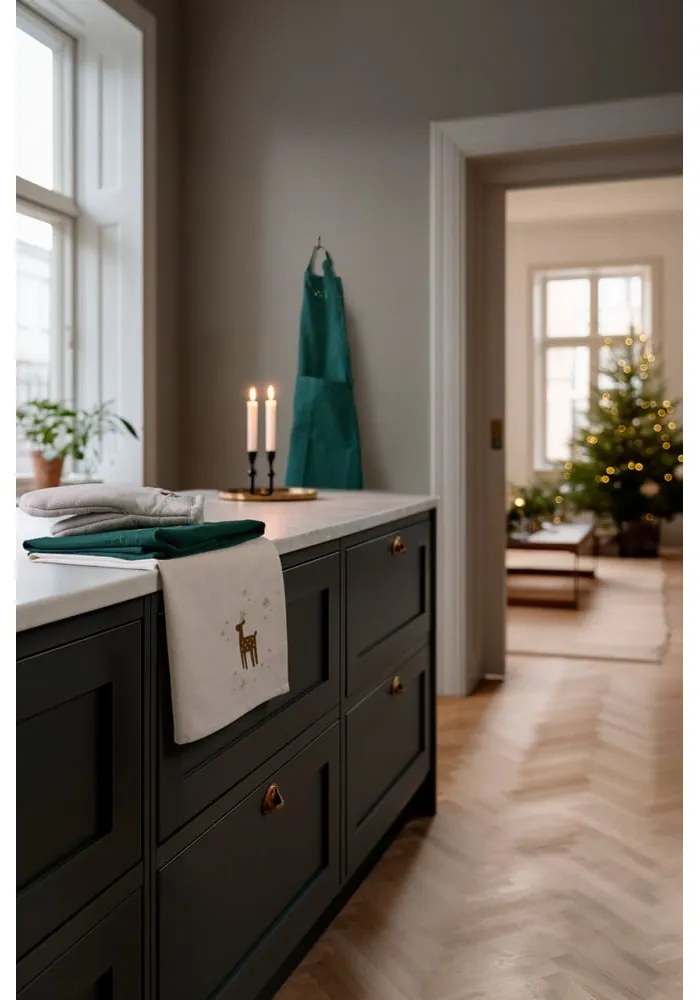 Престилка с коледен мотив Christmas Fable – JUNA