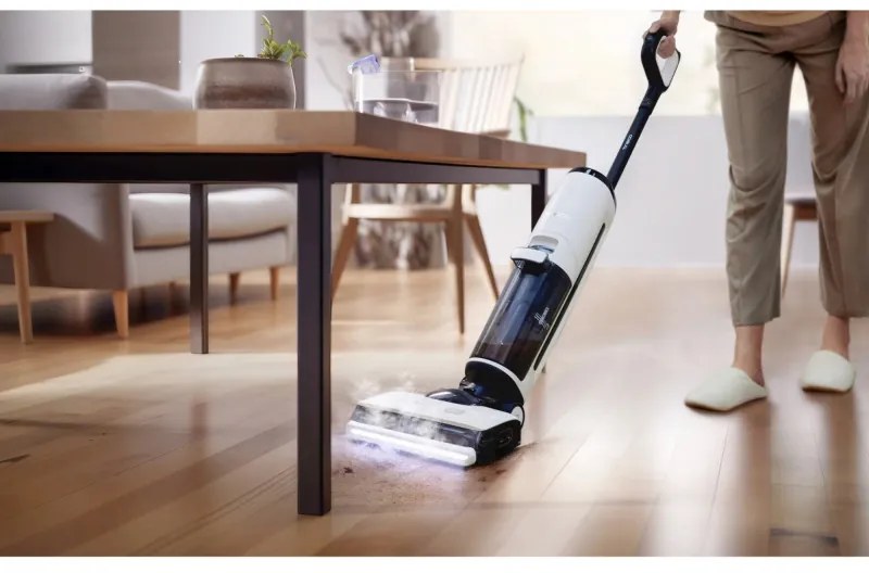 Вертикална прахосмукачка Tineco Floor One S7 Steam Plus 4В1, 240W, Сухо/Мокро, 0.7 л мръсна/0.8 л чиста, LED екран и осветление, Пара + сушене, Бял/черен