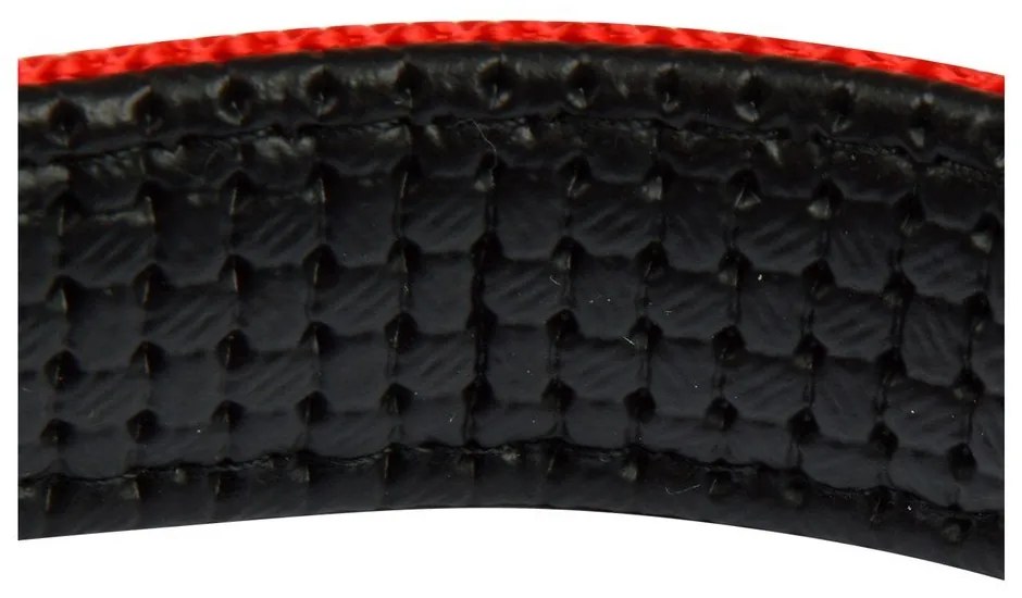 Червена каишка – Love Story