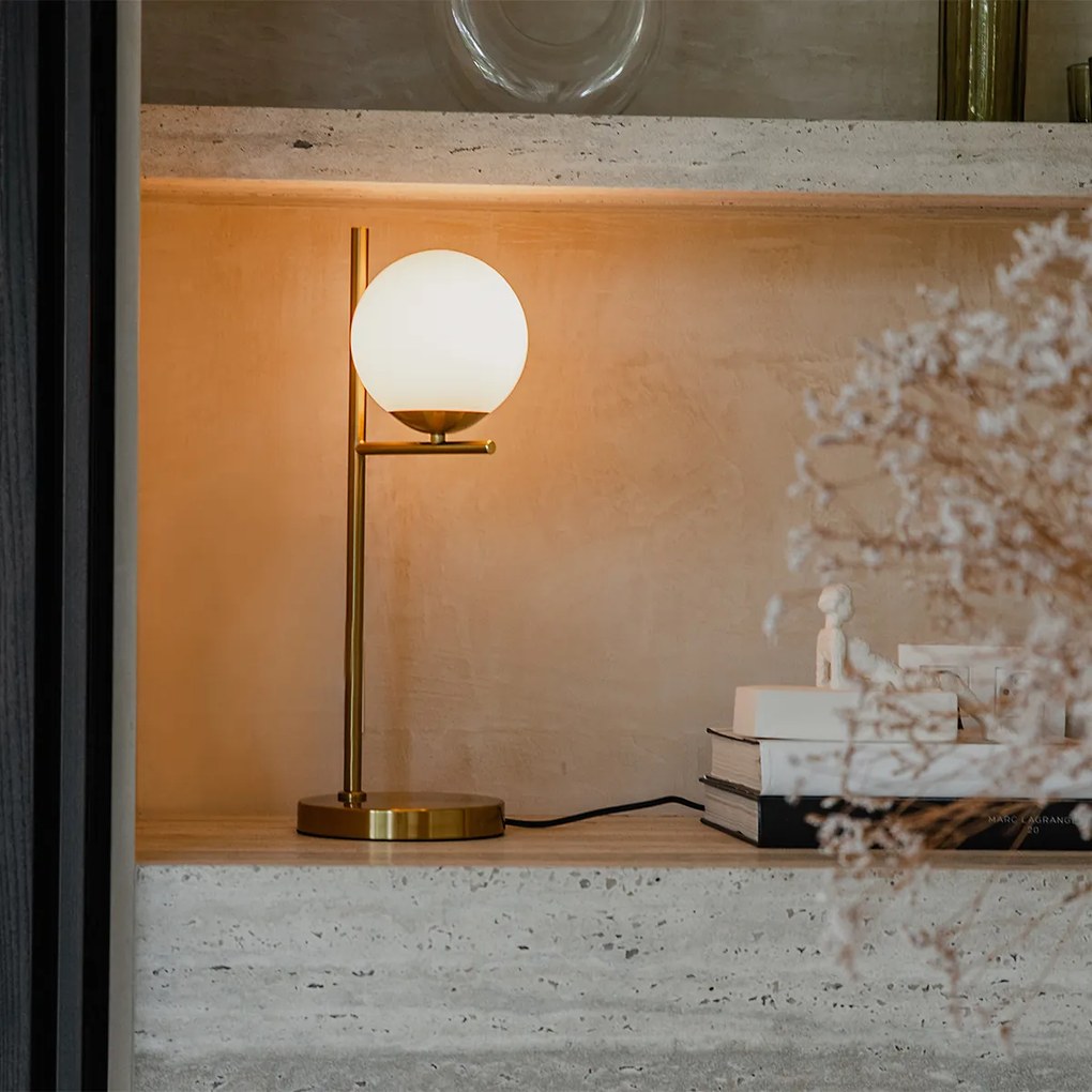 Арт Деко настолна лампа злато и опалово стъкло - Flore