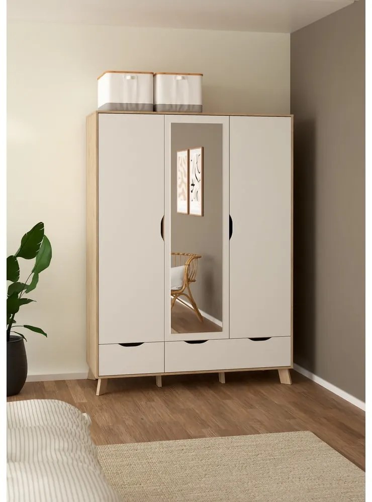 Гардероб от дъбов декор с огледало в бял и естествен цвят 147x201x58 cm Ikast – Tvilum