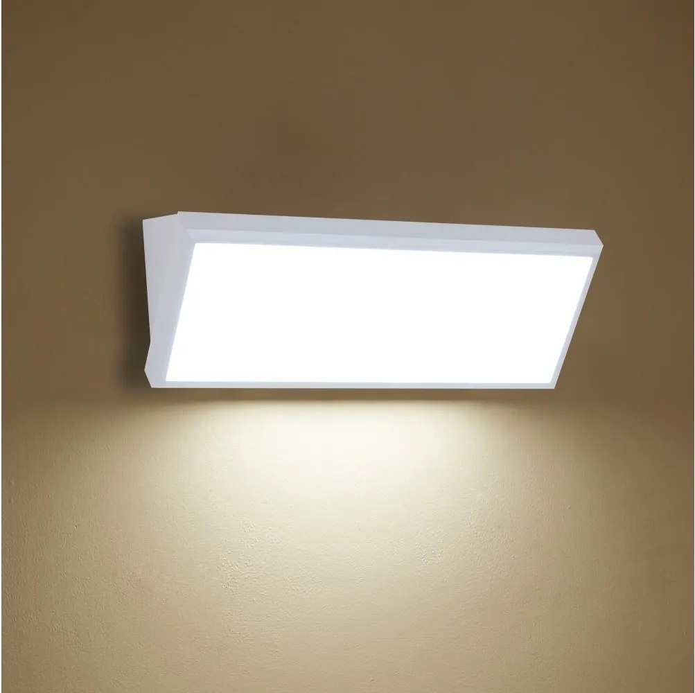 Brilagi - LED външно стенно осветително тяло TRIANGLE LED/42W/230V 3000/4000/6500K бяло IP65