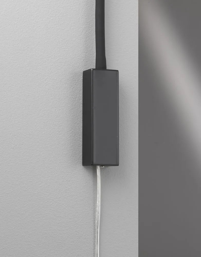 Аплика Точкова светлина F&H Sten-Черен