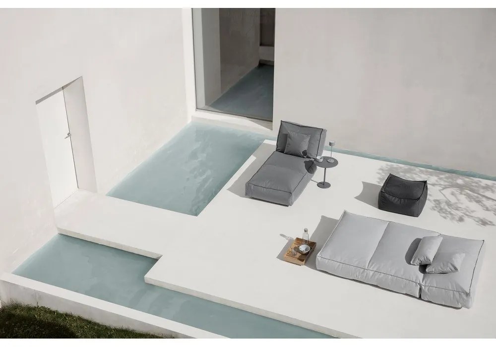 Светлосив градински пуф Cloud - Blomus