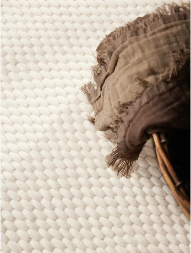 Кремав ръчно изработен вълнен кръгъл килим ø 160 cm Lyon Beans – Elle Decoration