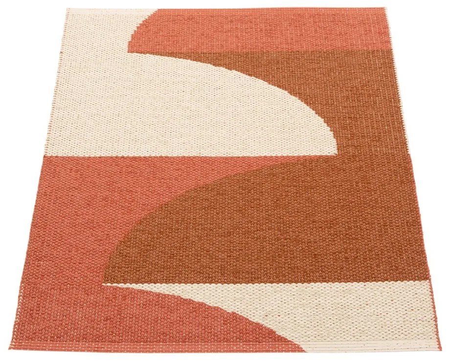 Килим за открито и закрито в тухлен цвят 70x90 cm Hill Brick Rust – Pappelina