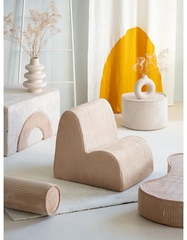 Светлокафяв детски стол от рипсено кадифе Cloud – Wigiwama