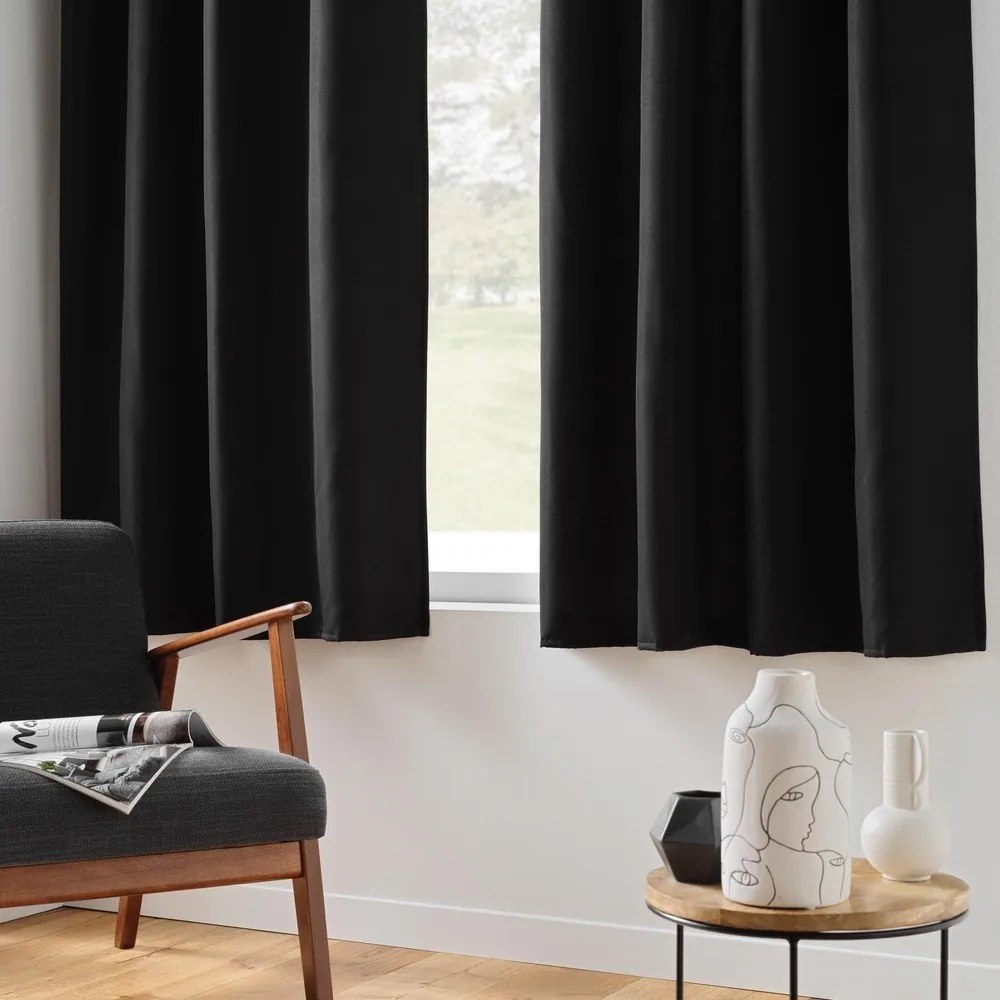 Черно термо/dimout перде от микрофибър 135x180 cm Micropolar – douceur d'intérieur