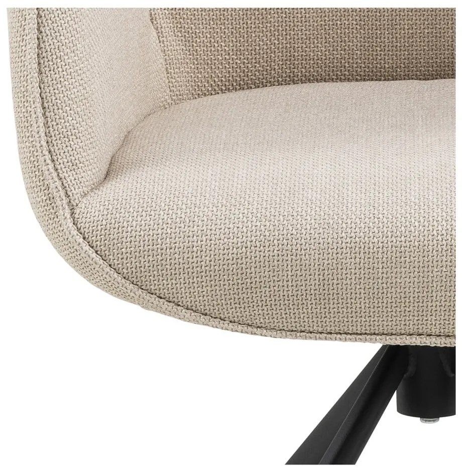 Кремав тапициран трапезен стол Aura – Actona