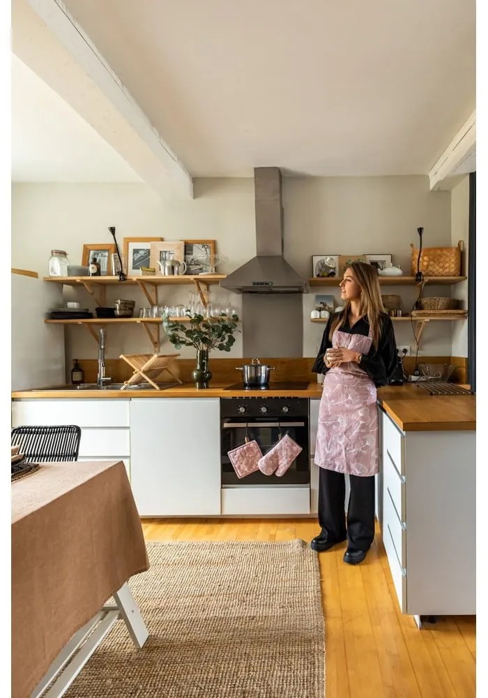 Snap Myrna - Tiseco Home Studio