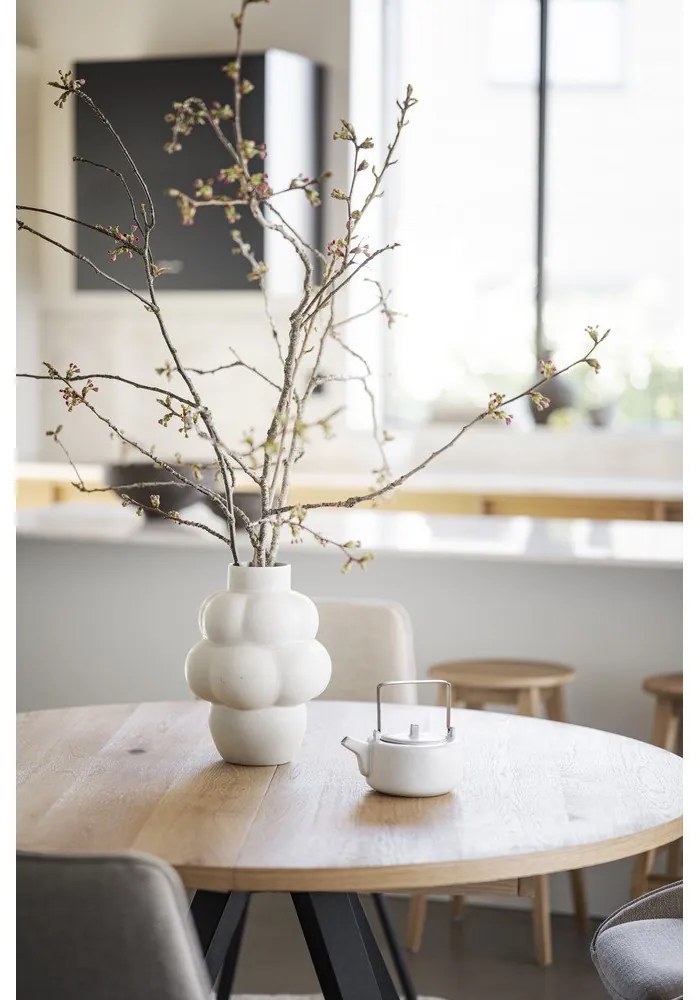 Кръгла сгъваема трапезна маса от декор от дъб в естествен цвят ø 135 cm Maddock – Rowico