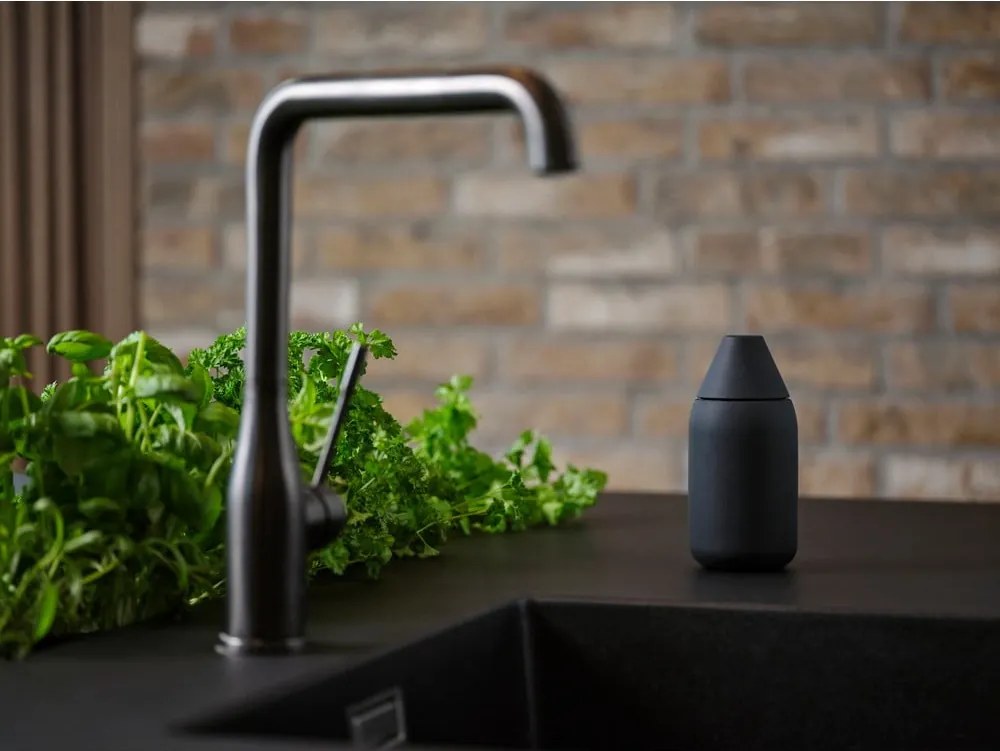 Черен силиконов диспенсер за сапун 300 ml Singles – Zone