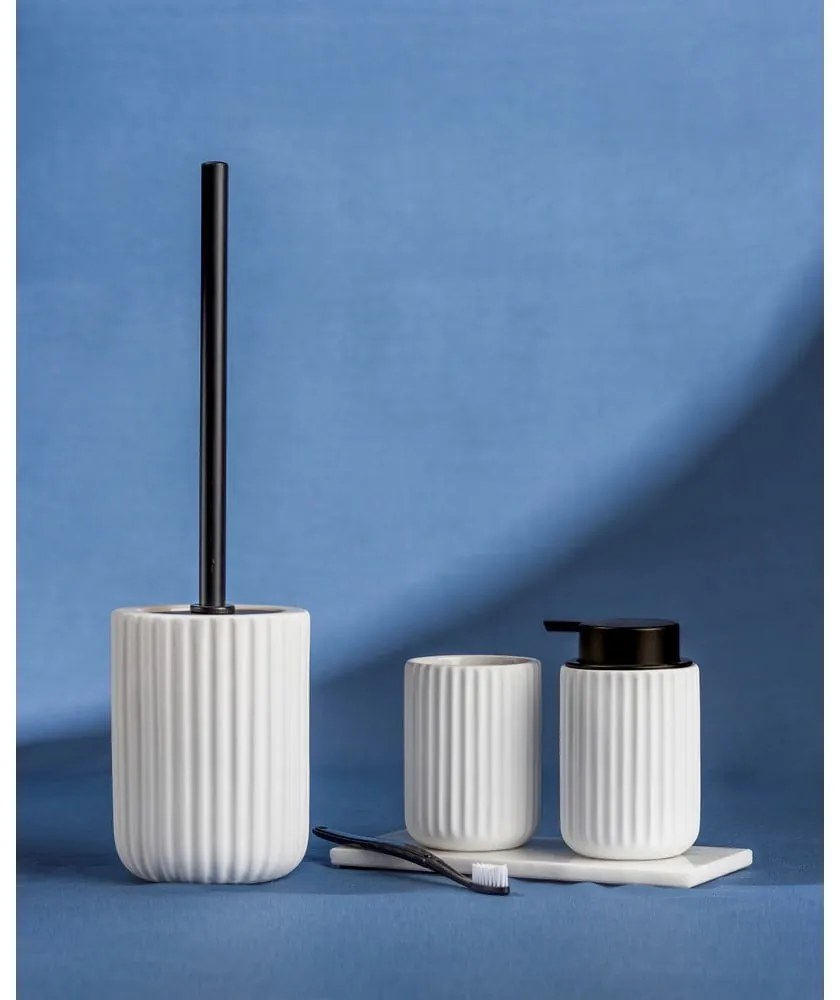 Бяла керамична чаша за четки за зъби Belluno - Wenko