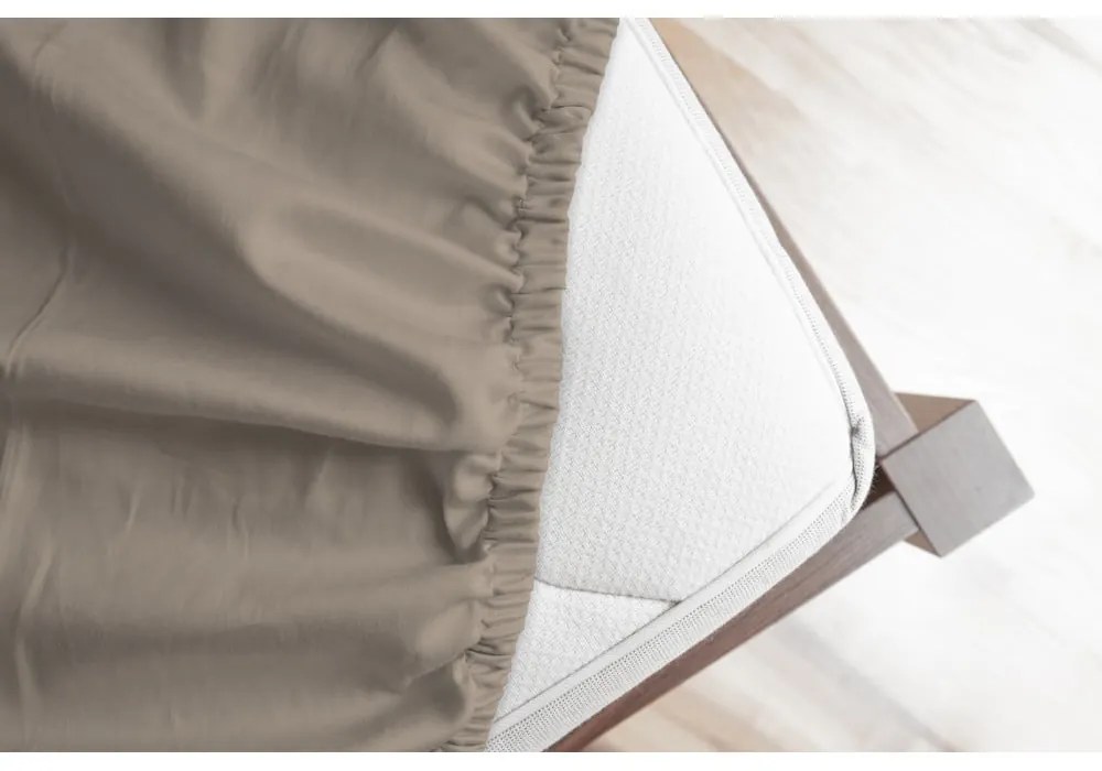 Кафяв еластичен фланелен чаршаф 90x200 cm – Good Morning