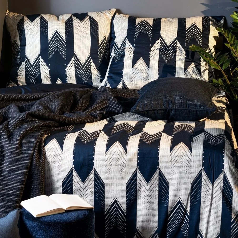 Памучен комплект чаршафи PALERMO с геометричен мотив в сини и бели цветове 3 части: 1бр 160х200 + 2бр 70х80