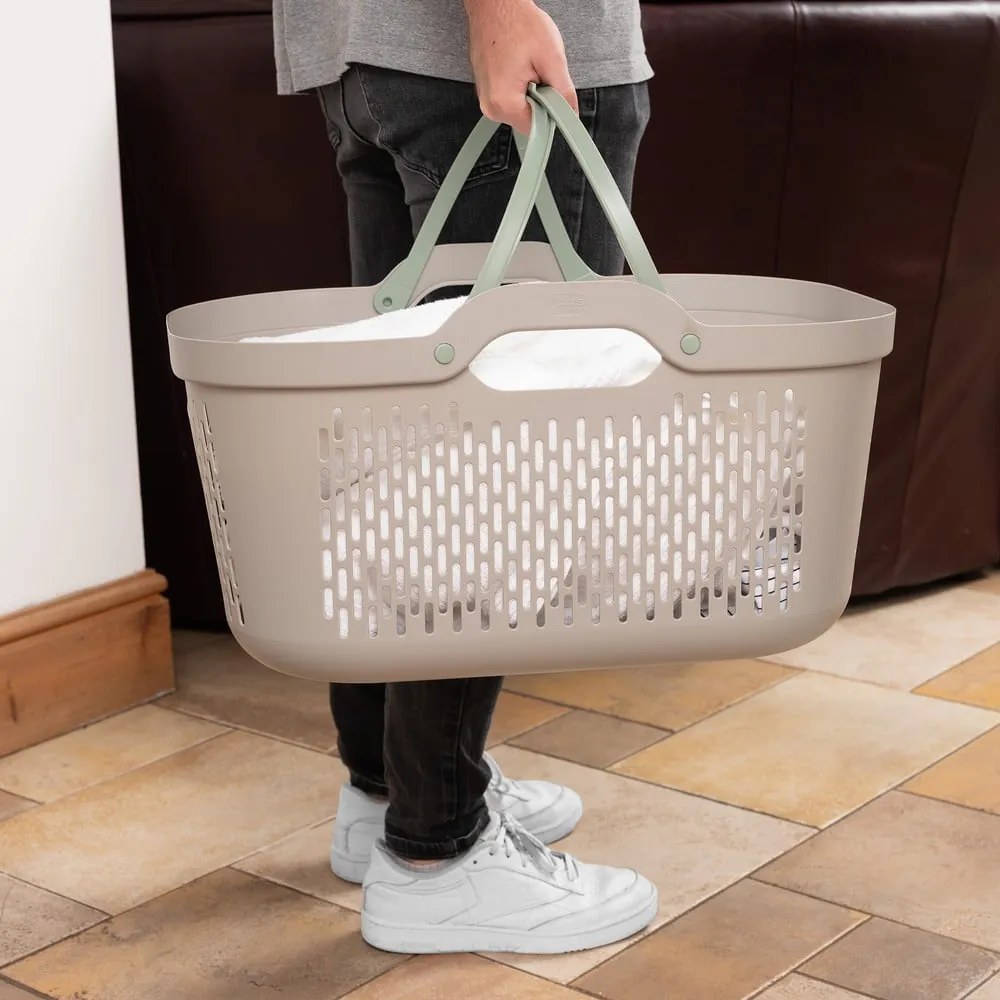 Светлокафяв пластмасов кош за пране 45 l – Addis