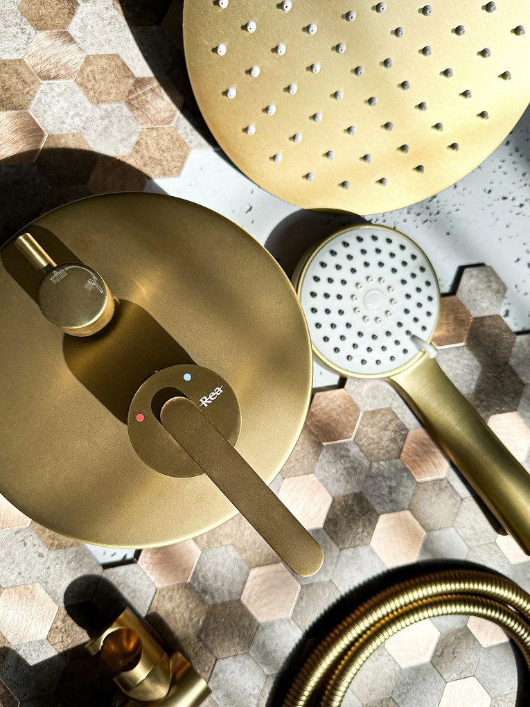 Душ система за вграждане Rea Ontario Brush Gold + BOX
