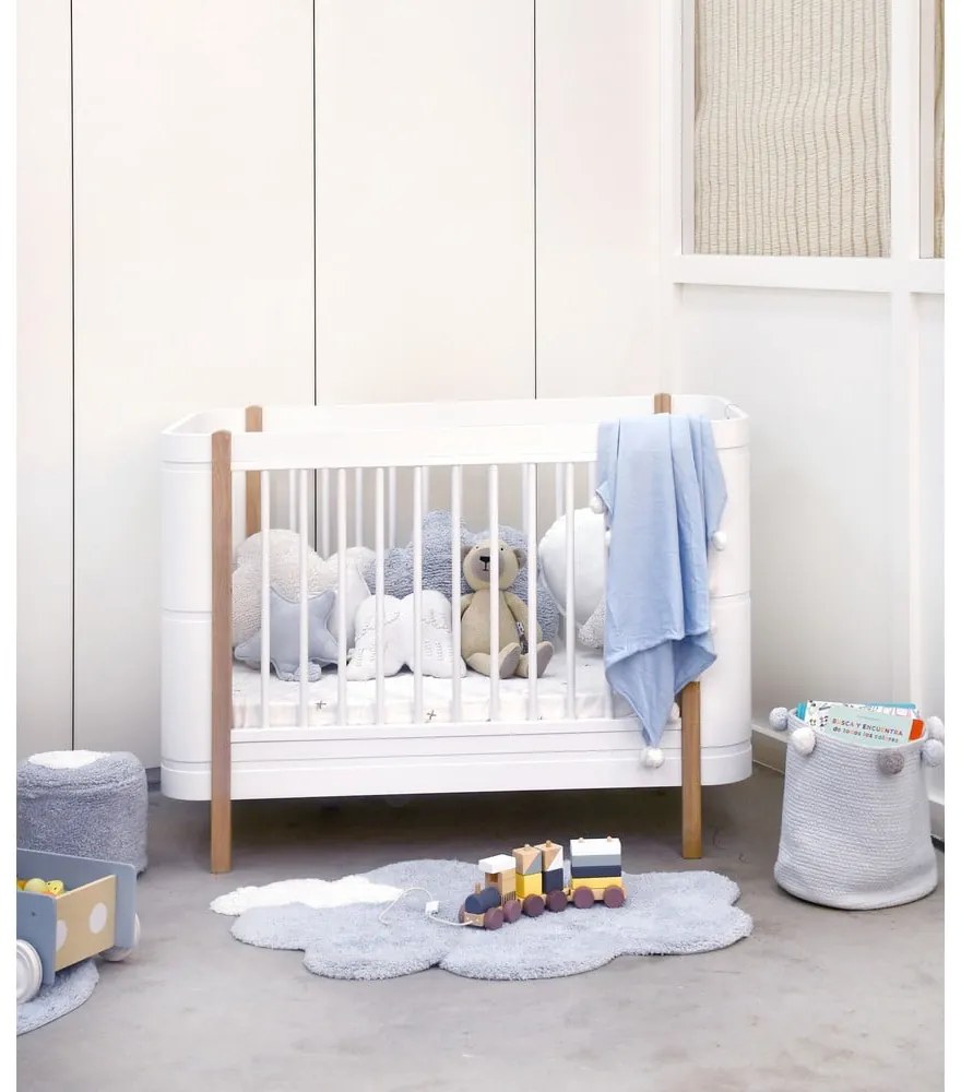 Светлосин ръчно изработен памучен детски килим подходящ за пране 70x100 cm Mini Dream – Lorena Canals