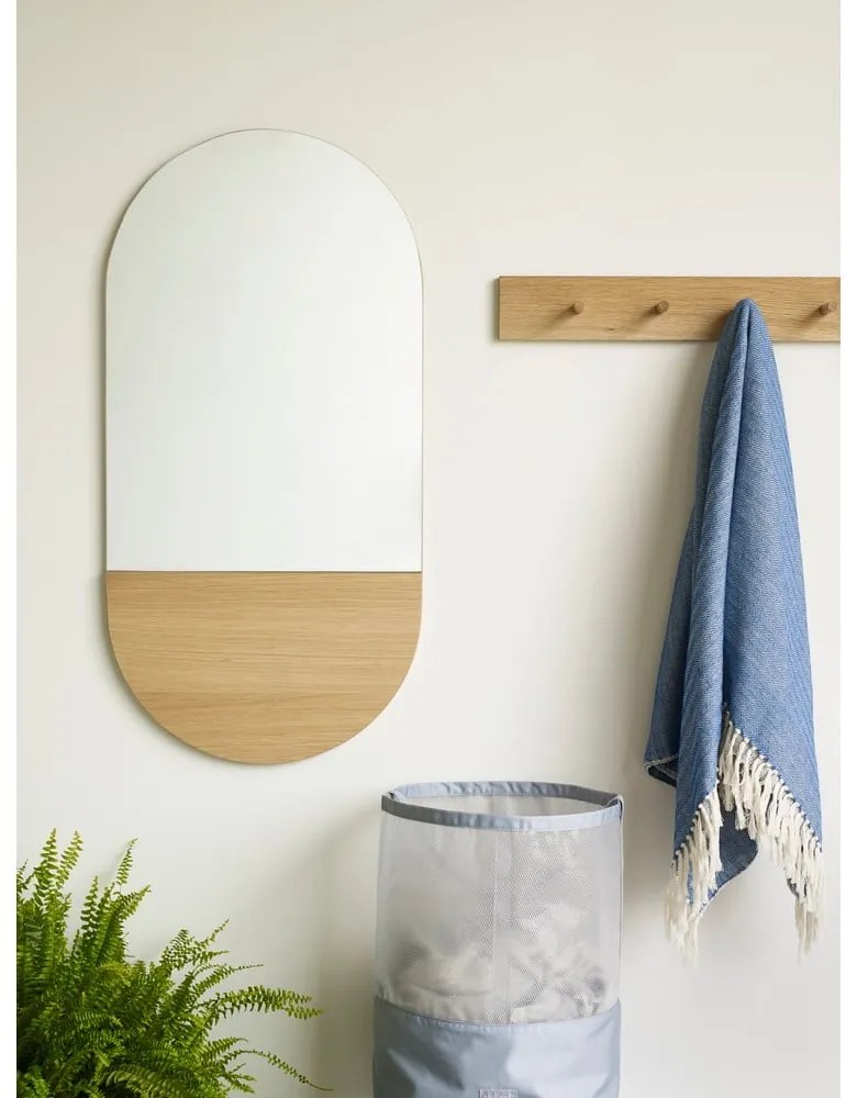 Стенна закачалка от масивен дъб в естествен цвят Folk – Hübsch