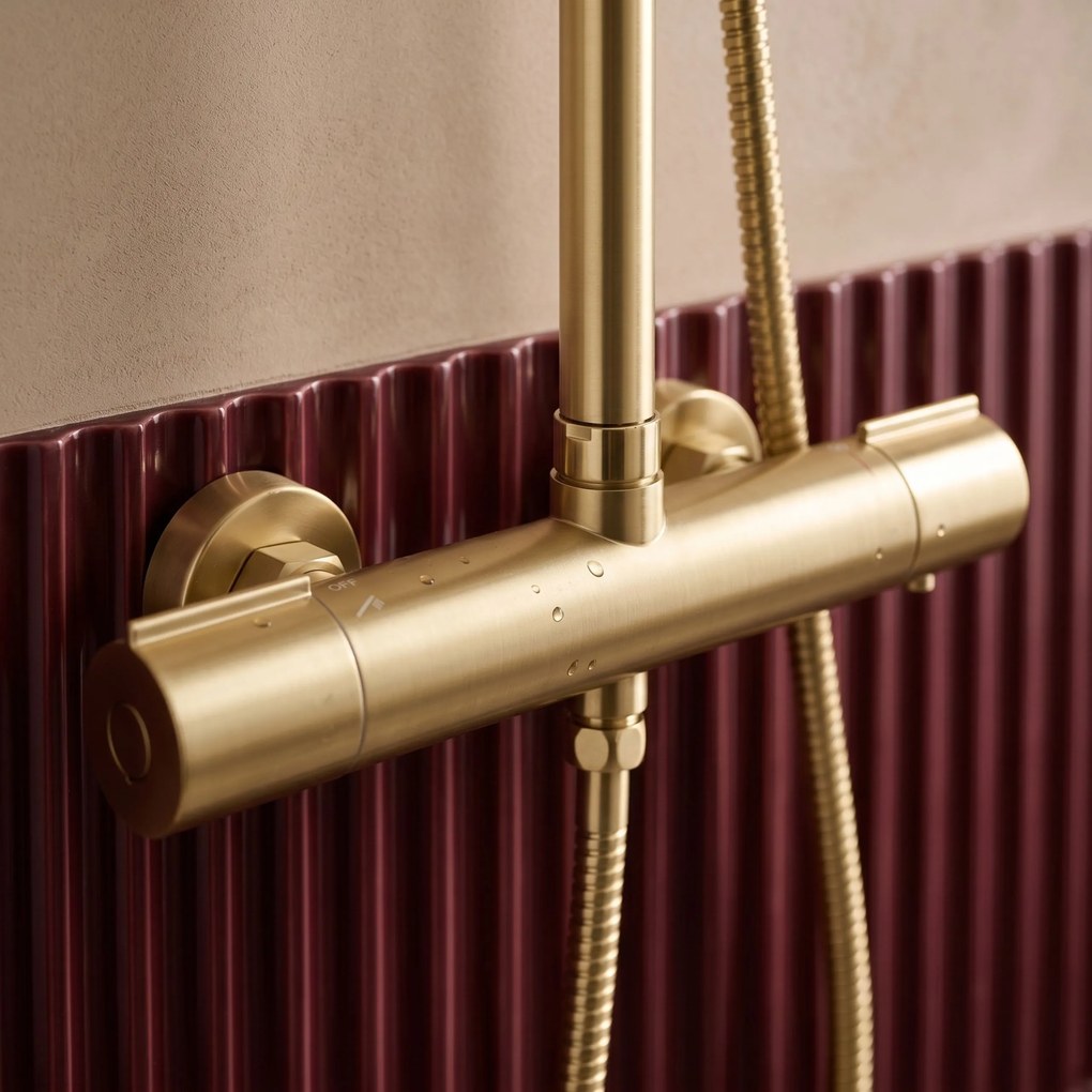 Комплект за душ Rea Avanti Brush Gold