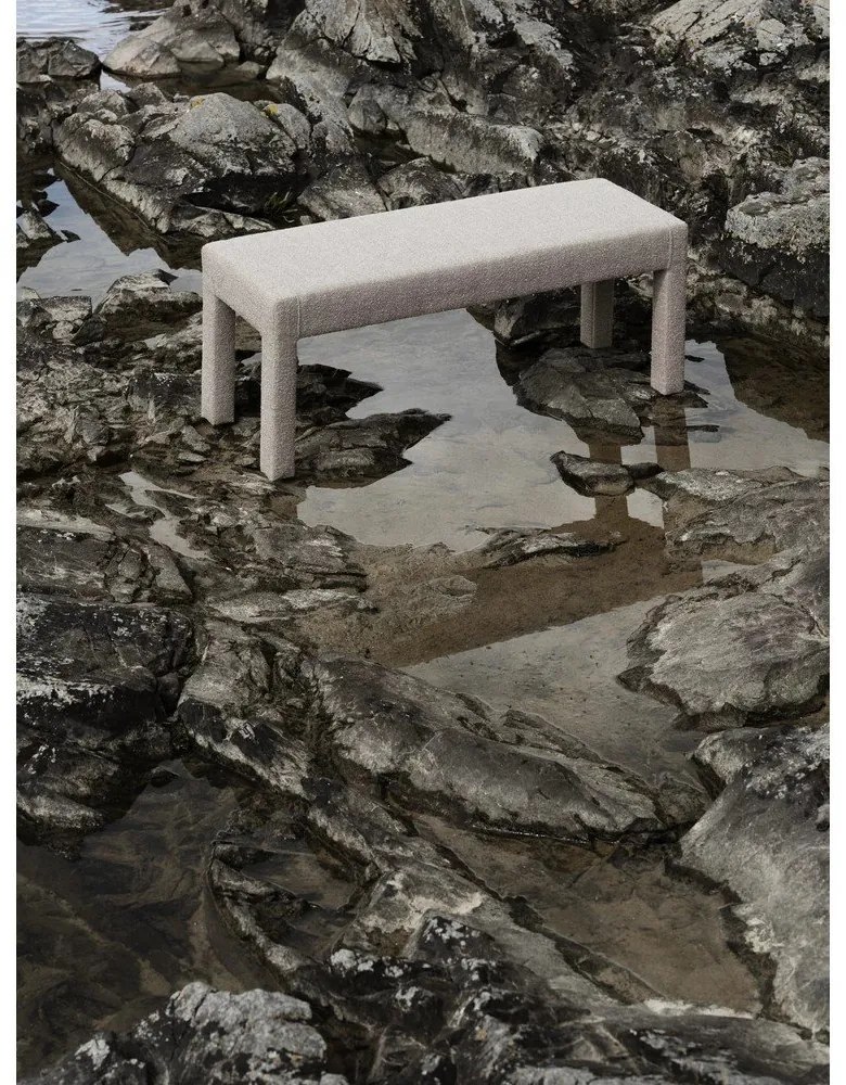 Бежова пейка от прежда с примки от букле Sitta – Blomus