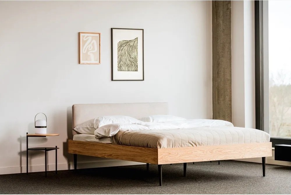 Двойно легло 160x200 cm тапицирано/ПДЧ от декор от дъб с включена подматрачна рамка в естествен цвят Streiko – noo.ma
