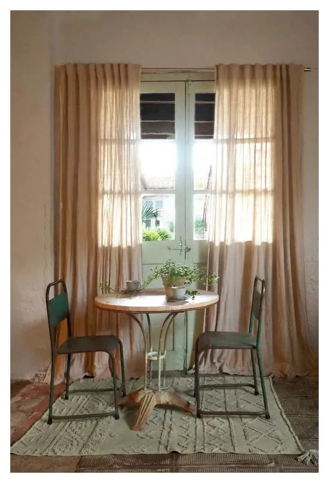 Светлозелен ръчно изработен памучен килим подходящ за пране 170x240 cm Tribu Olive – Lorena Canals