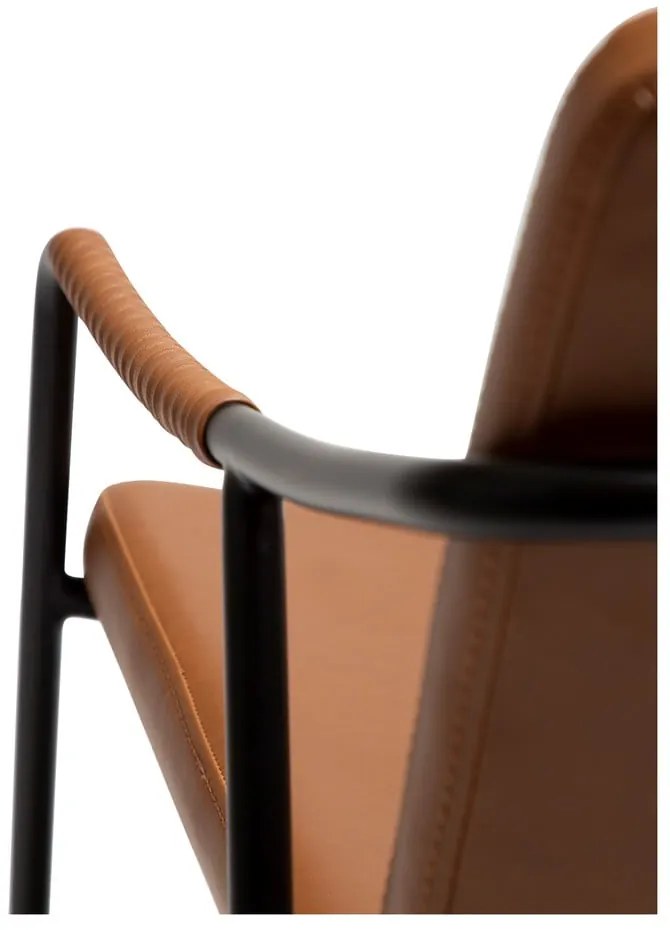 Кафяво кресло от изкуствена кожа Boto – DAN-FORM Denmark