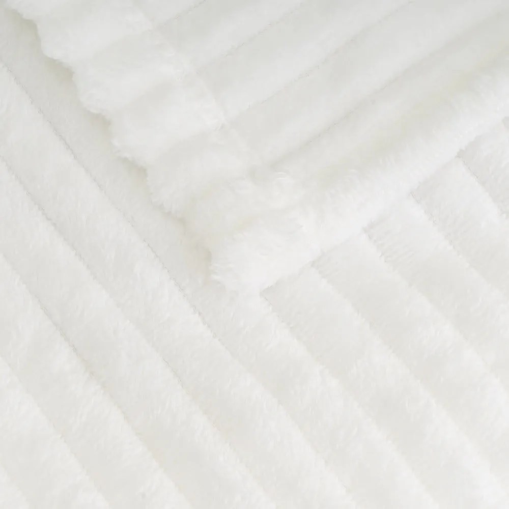 Бяло одеяло от микроплюш 130x160 cm Fur Velvet – Casa Selección