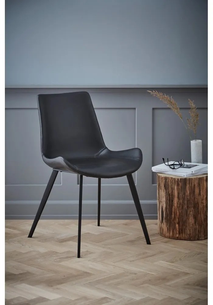Черен стол за хранене от изкуствена кожа DAN-FORM Дания Hype - DAN-FORM Denmark