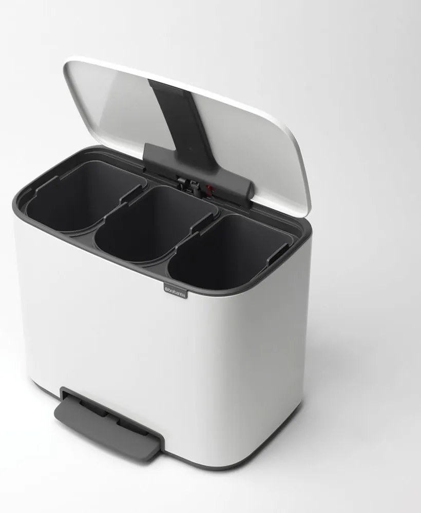 Бяло стоманено кошче за боклук за рециклиране с педал 33 l Bo – Brabantia