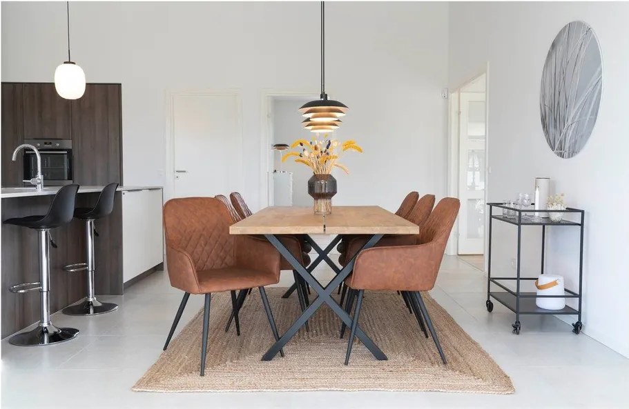 Кафяви тапицирани трапезни столове в комплект с подлакътници 2 бр. Harbo – House Nordic